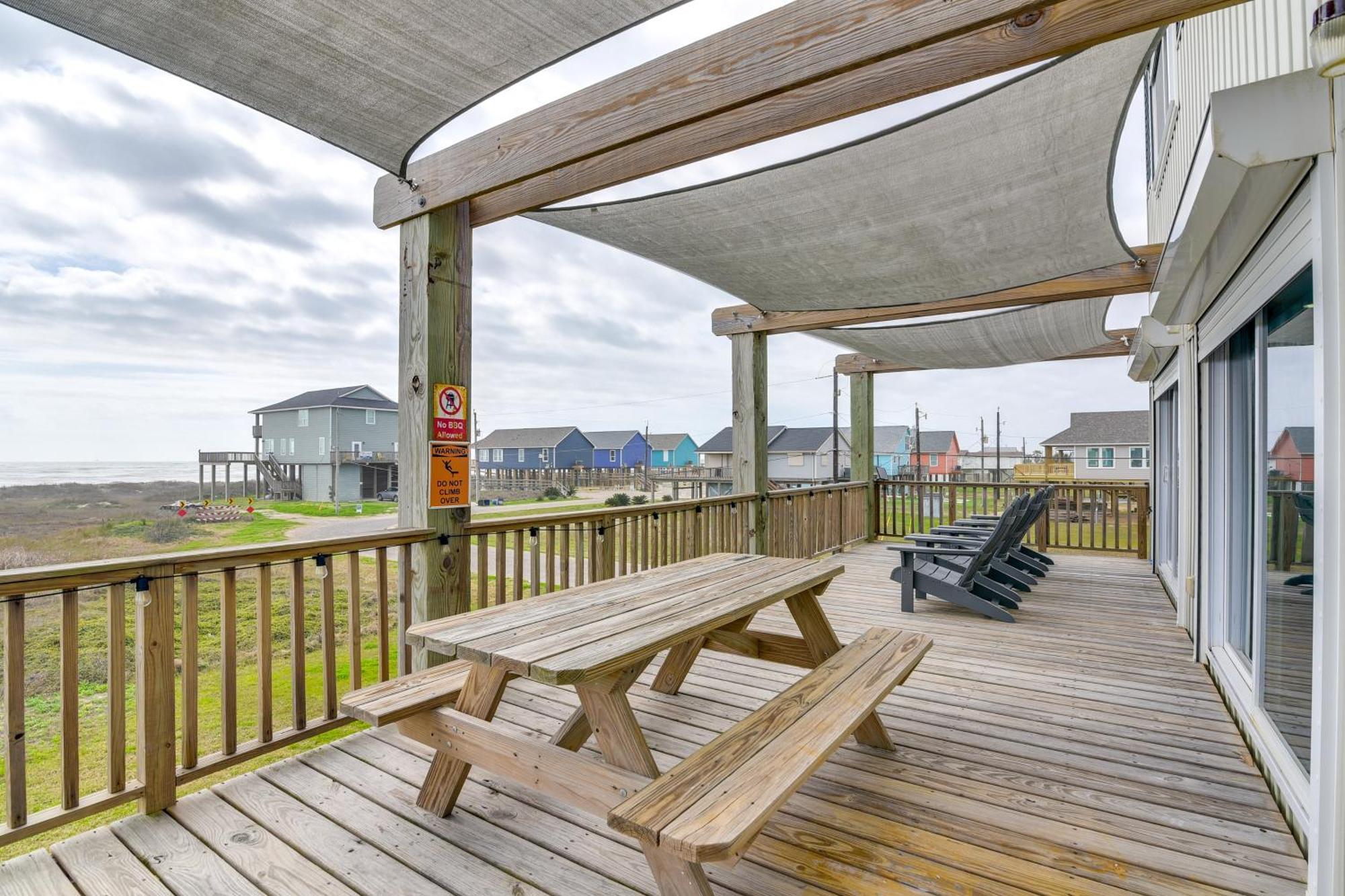 Ocean-View Surfside Home With Boardwalk To Beach! Surfside Beach Eksteriør billede